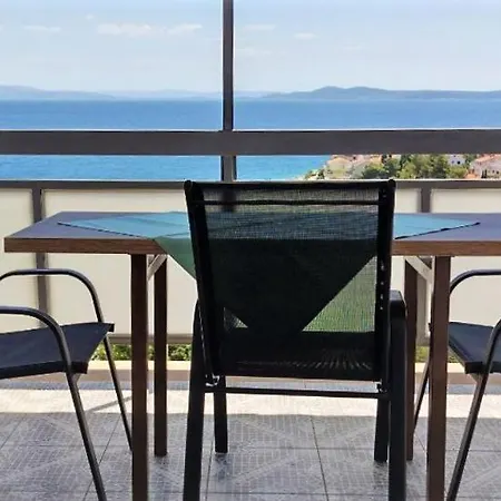 Divine Seaview شقة تروغير