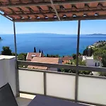 Divine Seaview * טרוגיר
